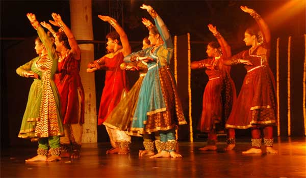 Dance at Qutub Festival