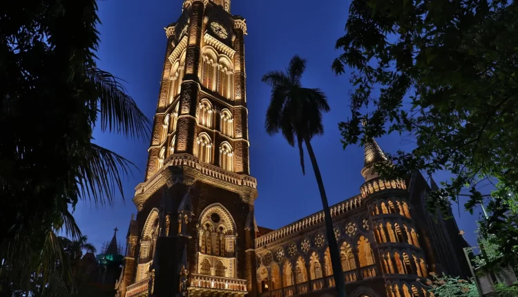 Famous Monuments in Mumbai: Rajabai Tower in Mumbai