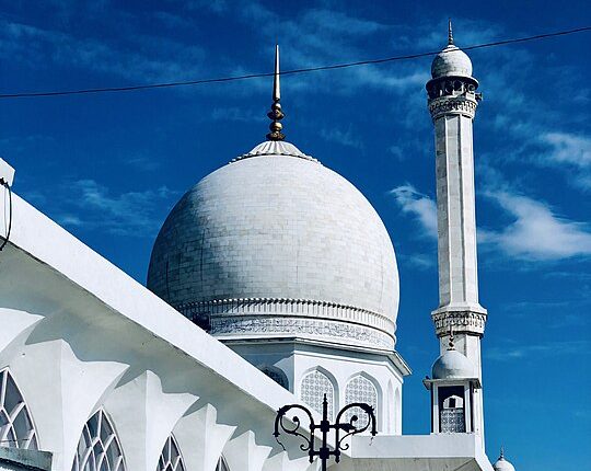 Hazratbal Shrine