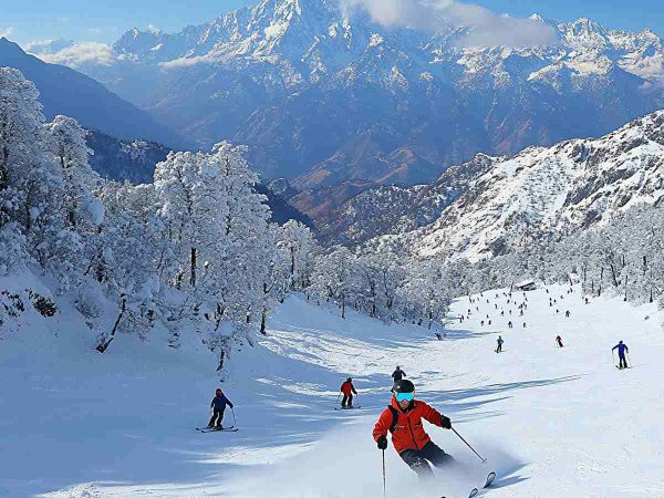 Snow skiing at Auli