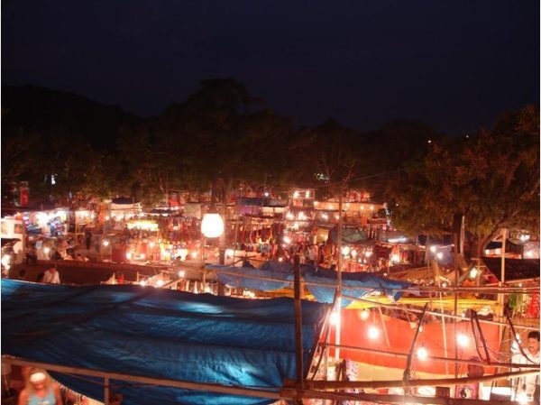 calangute market square
