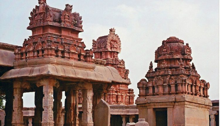 Krishna_temple_at_Hampi