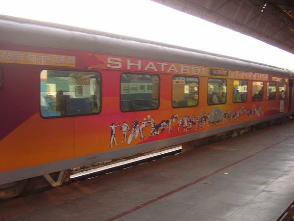 Top 10 best Luxury trains India