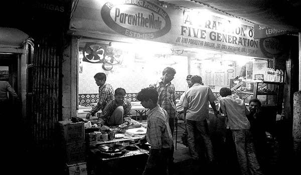 Paranthe Wali Gali Delhi
