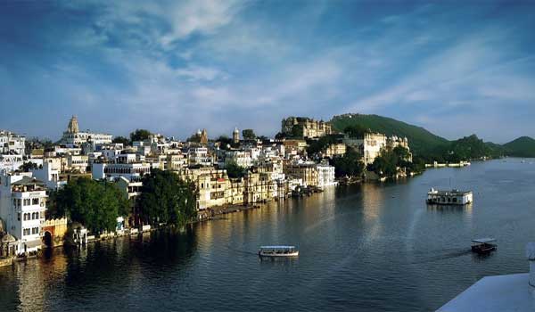 Pichola Lake in Udaipur
