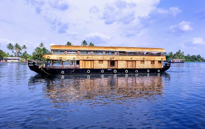 Houseboat Grandeur Alleppey