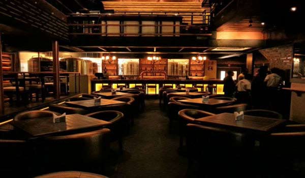 Vapour Pub And Bar Restaurant