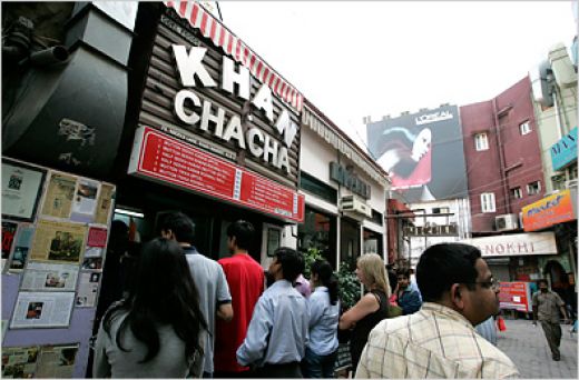 places to eat in khan market