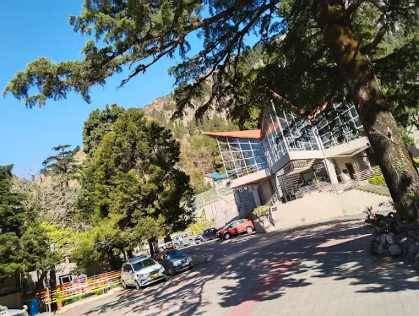 Arif Castle Hotel