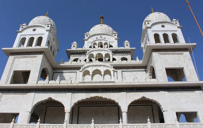 Popular Places of Worship,Famous Temples in Pushkar,Holy Places in Pushkar,Why is Pushkar is Famous For': Gurudwara Singh Sabha